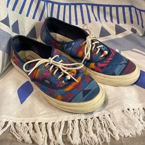 Vans geometric print shoes